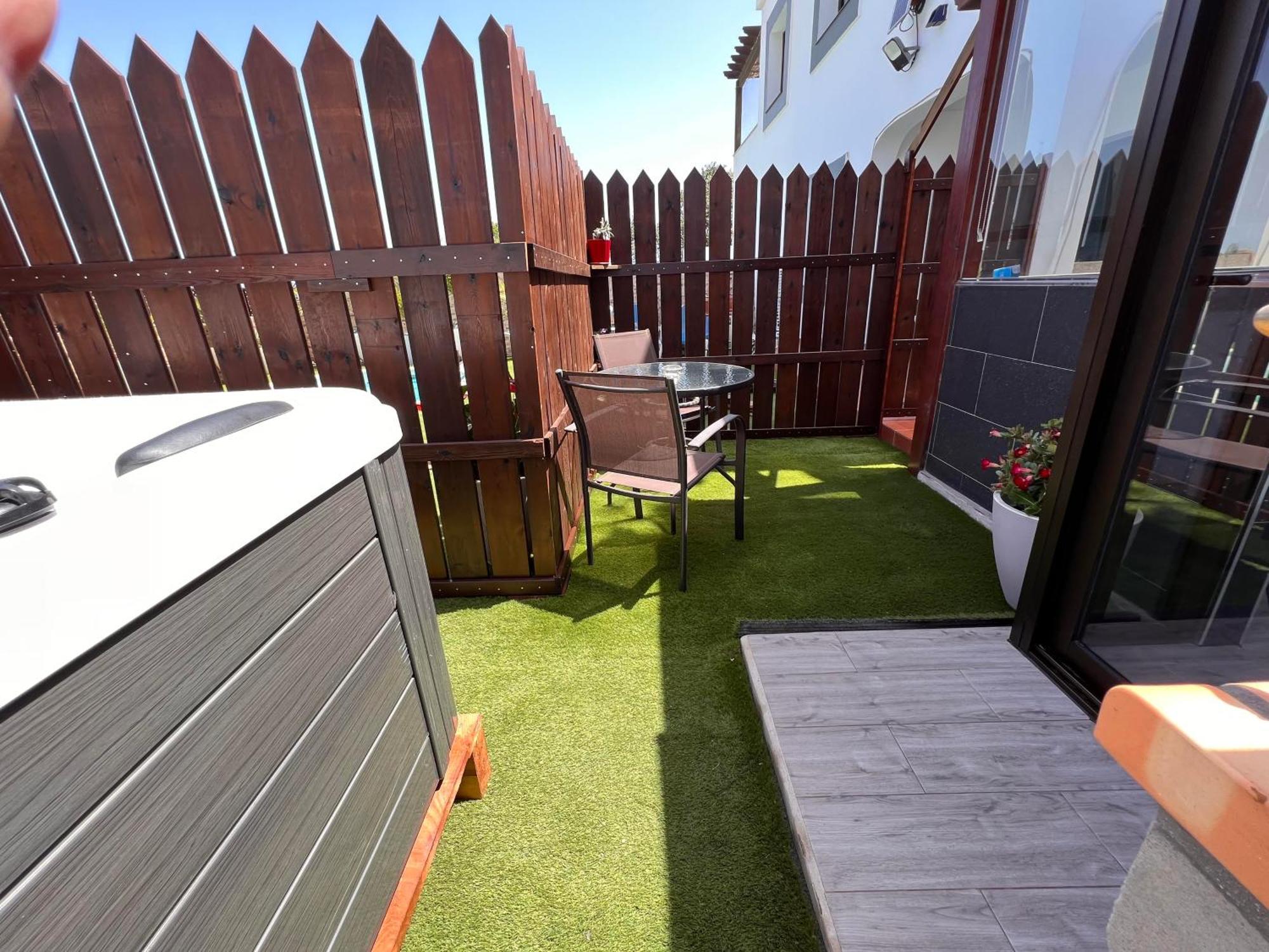 Estudio Agradable, Con Jacuzzi, Terraza Y Barbacoa, Totalmente Independiente Apartment Corralejo Luaran gambar